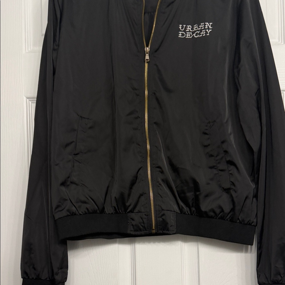 Urban Decay Vintage Bomber Jacket - Picture 5 of 5